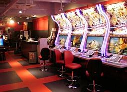 画像ギャラリー No.002のサムネイル画像 / 「namco」巣鴨店が7月20日に，大阪日本橋店が21日にリニューアルオープン