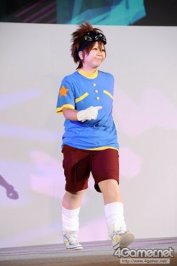 TGS 2013200̾Υץ쥤䡼ѥեޥ󥹤ϪCosplay Collection Nightפեȥݡ