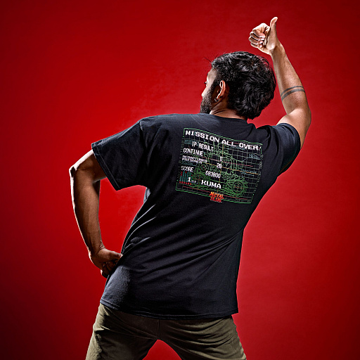 画像ギャラリー No.003のサムネイル画像 / 「メタルスラッグ」30周年記念グッズが海外で発表。復刻ポスターやパーカー，全面クリア時のリザルト画面をデザインしたTシャツといった変わり種も