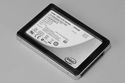 画像ギャラリー No.002のサムネイル画像 / Intel製SSD「SSD 520」レビュー。ランダムアクセス性能がSSD 510比で大きく向上