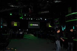 画像ギャラリー No.005のサムネイル画像 / 「NGF 2012/GeForce LAN」のゲームイベント部分レポート。中国のゲーム大会は確かにスポーツ興行だった