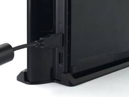 画像ギャラリー No.009のサムネイル画像 / リンクスプロダクツ,新型PS3用縦置きスタンドを2月15日に発売。全2色