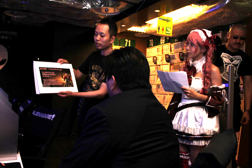 画像ギャラリー No.017のサムネイル画像 / 格闘家・前田日明が現実世界と電脳世界で銃撃戦を繰り広げる。「RED STONE マスケッティア紹介 サバゲー体験 with 前田日明」レポート