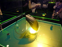 E3 2012Razer֡˿ޥRazer TaipanפȡMechWarrior Onlineѥȥ餬Ÿ