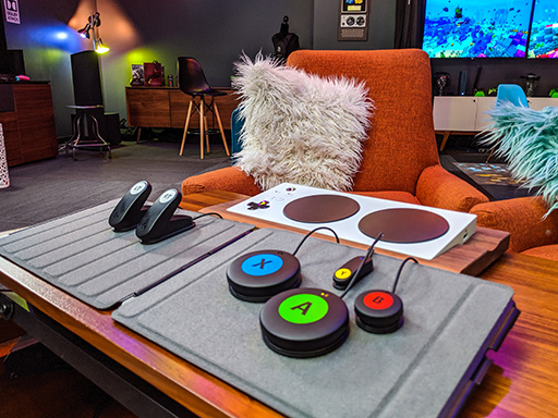  No.004Υͥ / 㳲ĥ桼ǤȤXbox Adaptive Controller׸ϥǥХåȤLogitech Gȯɽ