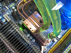 COMPUTEX 200801GIGABYTEޡСåP45ޥ