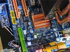 COMPUTEX 200801GIGABYTEޡСåP45ޥ