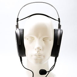 画像ギャラリー No.018のサムネイル画像 / 一度は体験したい平面駆動型スピーカー+開放型のゲーミングヘッドセット「ROG Kithara」をレビュー