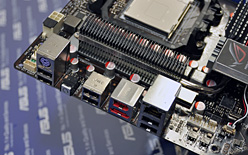 ASUSCOMPUTEXŸͽοޥܡɤRS785GˡROGο