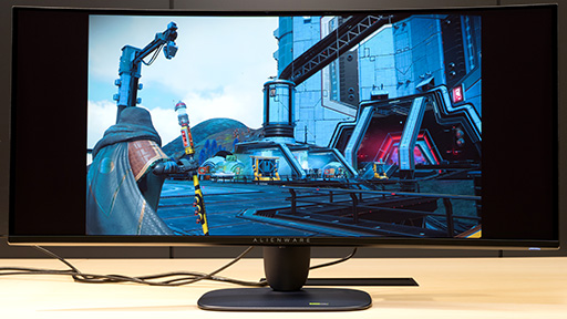 画像ギャラリー No.020のサムネイル画像 / ウルトラワイドの臨場感に量子ドット有機ELの映像美&240Hz表示の「Alienware 34」は,一度使うと手放せないディスプレイだ