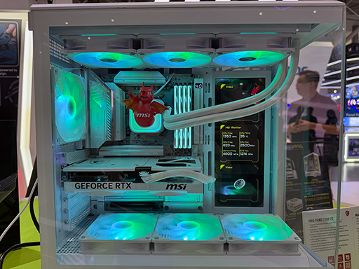 画像ギャラリー No.010のサムネイル画像 / Ryzen Z2 Extreme採用の携帯型ゲームPCや漆塗りのモバイルノートPCなどMSIの注目製品を一気に紹介