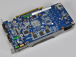 画像ギャラリー No.009のサムネイル画像 / 「GeForce GTS 450」のSLI動作検証。1万円台のカード2枚によるマルチGPU動作の価値を考える