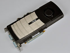 ŰĴбASUSΡ֤äȤOCGTX 580פǡOCξѸ³õäƤߤ