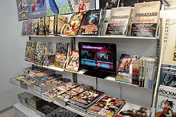 画像ギャラリー No.029のサムネイル画像 / e-CAPCOM限定商品やモンハン部会員限定グッズを多数入荷。カプコン初のオフィシャルショップ「イーカプコンお台場出張所」に行ってきた