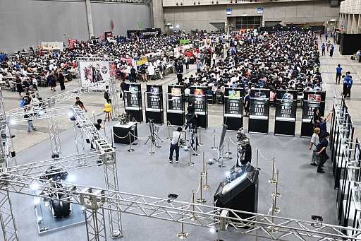 ���������꡼ No.001�Υ���ͥ������ / �֥ޥ��å������ݥåȥ饤�� :FINAL FANTASY�ץ�ݡ��ȡ��Х����������ɤ�ϡ��ǥ���ǥ��ȥʤ�Ÿ������Ƥ��������ͻҤ��Ϥ�