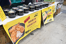 ���������꡼ No.023�Υ���ͥ������ / �֥ޥ��å������ݥåȥ饤�� :FINAL FANTASY�ץ�ݡ��ȡ��Х����������ɤ�ϡ��ǥ���ǥ��ȥʤ�Ÿ������Ƥ��������ͻҤ��Ϥ�