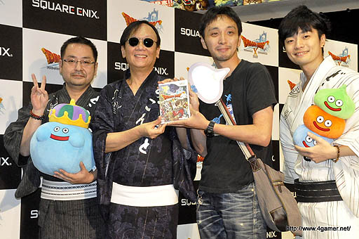 画像ギャラリー No.010のサムネイル画像 / オンラインゲームに対する社会の理解がどう変わるのか楽しみ――「ドラゴンクエストX」発売記念イベント会場で,堀井雄二氏と齊藤陽介氏にインタビュー