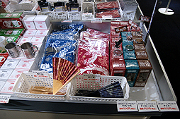 画像ギャラリー No.018のサムネイル画像 / 新武器チャージアックスでゴア・マガラ/テツカブラを初狩猟！　「夏の“狩試（かりだめし）”『モンスターハンター4』先行体験会」プレイレポートをお届け