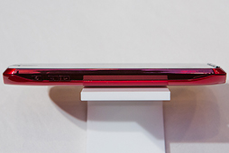 画像ギャラリー No.032のサムネイル画像 / KDDI，2012年夏モデルとなるAndroid 4.0スマートフォン5モデルを発表