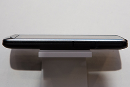 画像ギャラリー No.037のサムネイル画像 / KDDI，2012年夏モデルとなるAndroid 4.0スマートフォン5モデルを発表