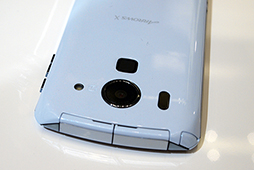 画像ギャラリー No.052のサムネイル画像 / NTTドコモ，「Xperia GX＆SX」や「GALAXY S III」，「ジョジョの奇妙な冒険」コラボモデルなど夏モデルスマートフォン16機種を発表
