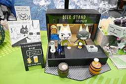 画像ギャラリー No.002のサムネイル画像 / 「トロの誕生日会2025」レポート。堀口画伯によるトロのイラスト制作や,新商品“トロ ブランケット”発表などが行われたイベントの様子を紹介