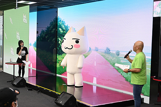 画像ギャラリー No.018のサムネイル画像 / 「トロの誕生日会2025」レポート。堀口画伯によるトロのイラスト制作や,新商品“トロ ブランケット”発表などが行われたイベントの様子を紹介