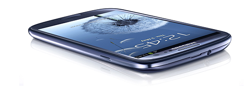 画像ギャラリー No.011のサムネイル画像 / Samsung，クアッドCPUコア＆Android 4.0採用スマートフォン「GALAXY S III」を発表。4.8インチ720×1280ドット解像度の有機ELパネルを搭載