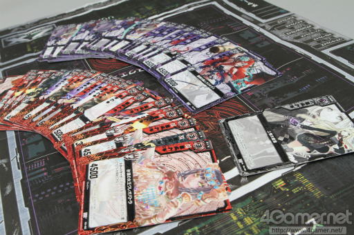 画像ギャラリー No.002のサムネイル画像 / 無料で始められると噂の新作TCG「Z/X」を「カードゲーム感謝祭 2012 春」の会場で実際に遊んでみた