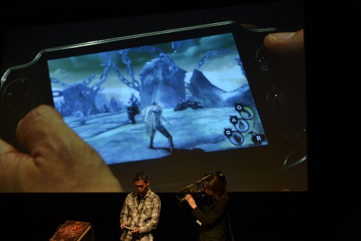 画像ギャラリー No.001のサムネイル画像 / 「SOUL SACRIFICE」の発売は今冬。稲船敬二氏が得意のアクションゲームで「真実のファンタジー」を目指す