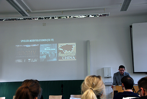 画像集 No.005のサムネイル画像 / 研究者の目に歴史ゲームはどのように映っているのか。ドイツで行われた軍事史研究会をレポート