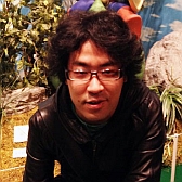 ���������꡼ No.005�Υ���ͥ������ / ���㥤�����󥵡������Ѥ���iOS����STG��VECTROS�פ�1��16�����ۿ�����