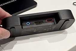 画像ギャラリー No.006のサムネイル画像 / 多機能なBTトランスミッタでサラウンド再生を楽しめるワイヤレスヘッドフォン「RS 275」がゼンハイザーから登場