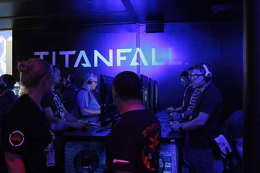 #002Υͥ/E3 2014EA֡ˡTitanfallפŸޥå󥰥ƥʽ䥿С󥫡ɼʤɡŸˤĤƳȯؤʹ