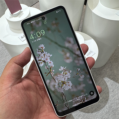 画像ギャラリー No.012のサムネイル画像 / 明るいディスプレイと強化したスピーカーで,より動画視聴を楽しめる最新スマホ「AQUOS R10」がシャープから登場