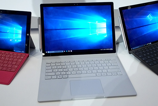 ܥޥեȡSurface Pro 4פ1112˹ȯ䡣ϥ2-in-1 PCΡSurface Bookפ2016ǯƬ