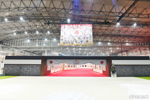 ���������꡼ No.002�Υ���ͥ������ / �ܴݤǤ�10ǯ�ε��פ򿶤��֤롣���������ONLINE�ץ����ӥ�����10��ǯ��ǰ�Ի���������� ���ܴ��� 2025��Ÿ������ݡ���