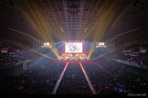 画像ギャラリー No.006のサムネイル画像 / 刀剣男士たちと過ごす祝いの宴。「刀剣乱舞 大本丸博 2025」富士ステージ,18日【昼の祝宴】レポート