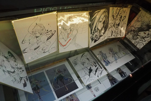 画像ギャラリー No.005のサムネイル画像 / 空間を切り裂くエア操作! セガが放つ新感覚音楽ゲーム「CHUNITHM(チュウニズム)」の秋葉原でのロケーションテストをレポート