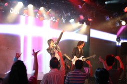 ���������꡼ No.010�Υ���ͥ������ / ���ޥۥ��ץ�Ȥ�Ϣư���Ǥ����餫�ˡ�TCG�ֶ丰�Υ��륫�ǥ����ȥ饤�֡פ�֥ץ�ߥ���ӥ��˥󥰥饤�֡פǻ�ͷ���Ƥ���