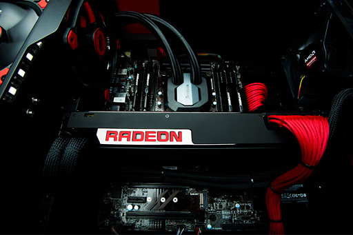 画像集 No.005のサムネイル画像 / ［GDC 2016］AMD，Fiji世代のデュアルGPUカード「Radeon Pro Duo」を発表。VR開発用として展開