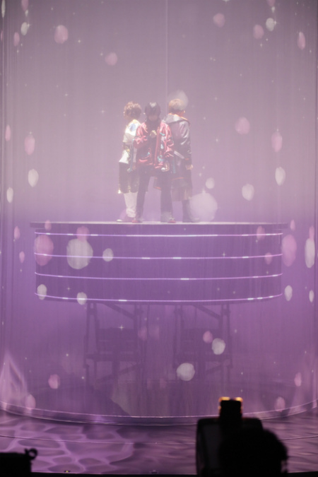 ���������꡼ No.005�Υ���ͥ������ / �֥����ɥ�å��奻�֥�פ��о줹���˥åȡ�TRIGGER�ɽ��ñ�ȥ���饤��饤�֤Υ��ե�������ݡ��Ȥ��������饤�ֱ����ϥ����������ۿ���