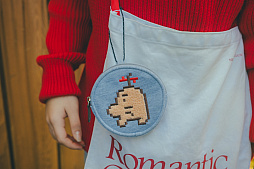 画像ギャラリー No.023のサムネイル画像 / 「MOTHER」シリーズよりマジプシーのコンパクトミラーなど新商品が登場。「おくりもの」をテーマにしたお店を12月18日より期間限定オープン