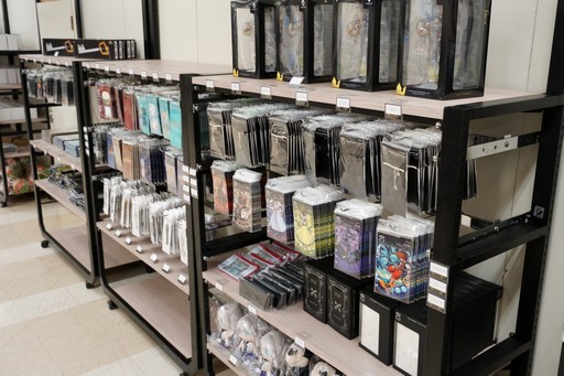 画像ギャラリー No.024のサムネイル画像 / 「ファイナルファンタジーIX」25周年を記念した「SQUARE ENIX POP UP STORE」が大丸東京店で開催中。初日の会場をレポート