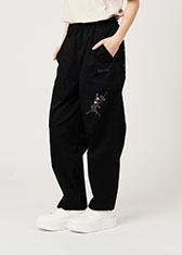 画像ギャラリー No.014のサムネイル画像 / グラニフと「NieR:Automata」がコラボ。2Bやエミールのビジュアルを用いたTシャツ，パンツなどをラインナップ