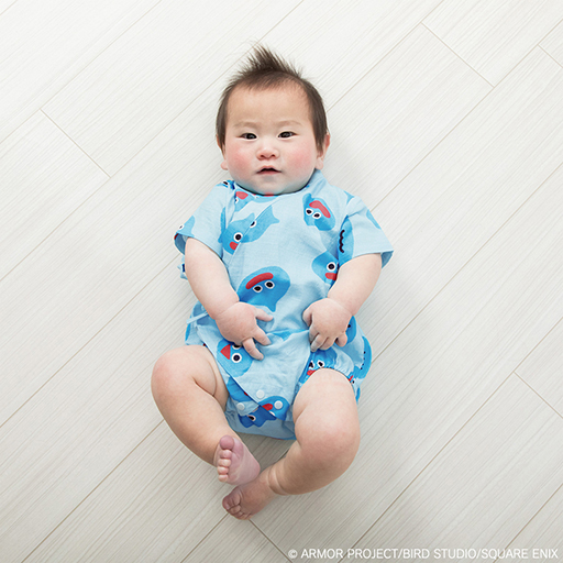画像ギャラリー No.026のサムネイル画像 / 「ドラクエベビー&キッズ」から,かわいらしいスライムのロンパースが新登場。フィットオールや半袖Tシャツなどの新商品も販売に