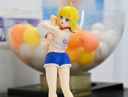 画像ギャラリー No.048のサムネイル画像 / リアルを走り,デジタルに手を振る「オンクレの中の人たち」。タイトーオンラインクレーンの基地に潜入し,中の人のお仕事に密着!