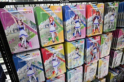 画像ギャラリー No.009のサムネイル画像 / 「ウマ娘」「グラブル」「シャドバWB」の専用商品も販売。Cygames作品のグッズを販売する“コンビニ風”店舗「CyConveni」,WACCA池袋に本日オープン