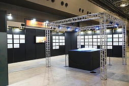 ���������꡼ No.010�Υ���ͥ������ / �֥������ʥ��ġ�6��ǯ��ǰ���٥�ȥ�ݡ�����ε���Х롼��ϥܥ�Ũ�Υ��������ƥ�����Ϥ�Ƹ�����������ޤ�Ÿ��