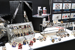 ���������꡼ No.024�Υ���ͥ������ / �֥������ʥ��ġ�6��ǯ��ǰ���٥�ȥ�ݡ�����ε���Х롼��ϥܥ�Ũ�Υ��������ƥ�����Ϥ�Ƹ�����������ޤ�Ÿ��